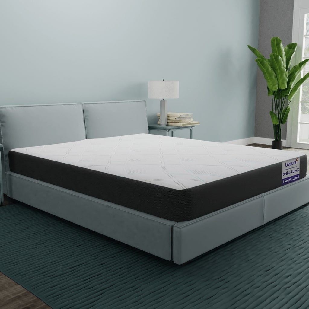 Corner View of Ortho Curvx Mattress - Livpure